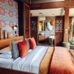 Adelaide Hills: Luxury Villa and Wine Tour Package - The Itinerary in Detail