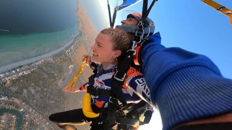 Adelaide: Tandem Skydive over Wallaroo Beach, Beach Landing - The Practical Details