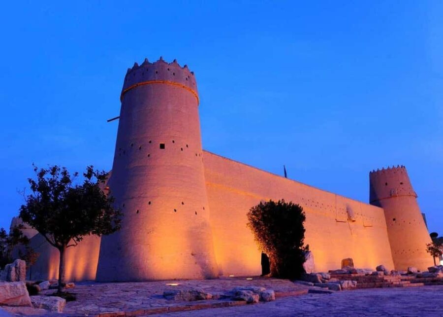Al Masmak Fortress, Murabba Palace, and Souq Al Zal Tour - The Sum Up