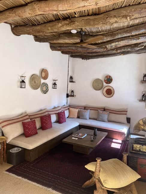 Al-Ula: Old Town, Hegra, and Elephant Rock Day Tour - Practical Tips for Visitors