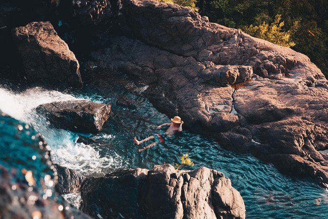 All-Inclusive Waterfall Explorer Day Trip from Airlie Beach - Scenic Stop at Northerlies Beach & Grill