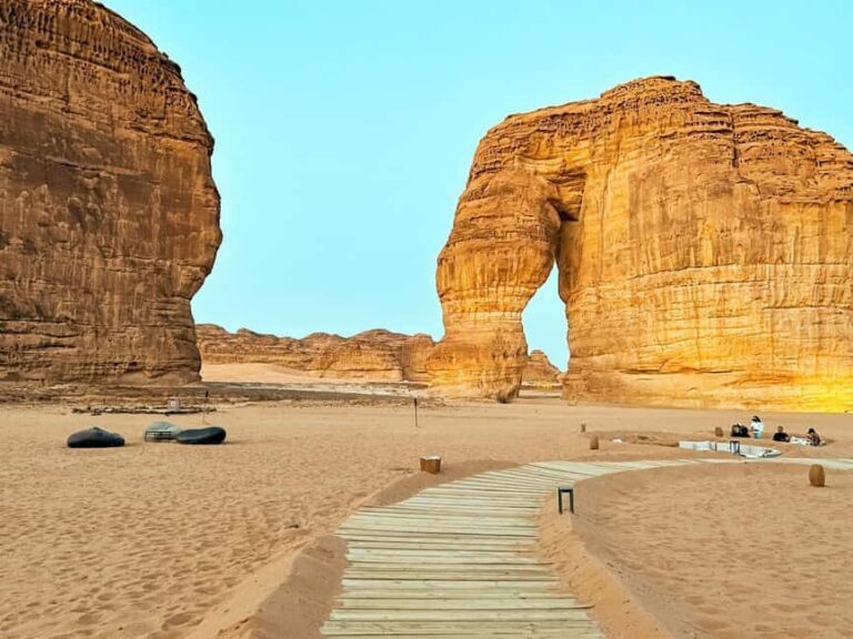 AlUla: Elephant Rock and Hidden Gems Private Tour - Why This Tour Is a Great Pick