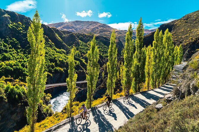 Arrowtown to Gibbston: Full-Day Bike & Wine Tour - Authentic Traveler Insights