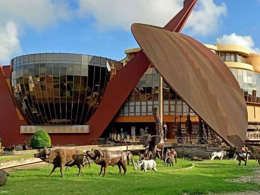Arusha: City Tour with Canoeing on Lake Duluti - The Itinerary Breakdown