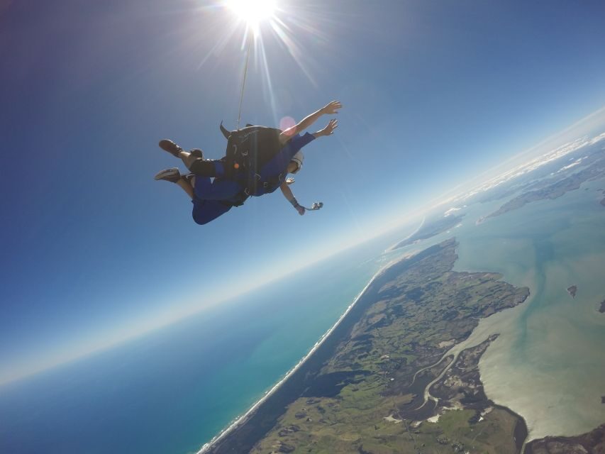 Auckland: 13000, 16000, or 18000-Foot Tandem Skydive - The Practicalities