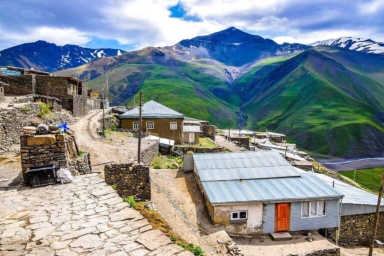 Baku: Candy Cane, Guba, Khinaliq village with Homemade Lunch - Why This Tour Offers Great Value