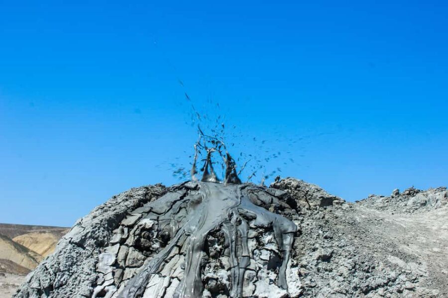 Baku: Gobustan, Mud Volcanoes, Ateshgah, and Yanardag Tour - Practicalities and Considerations