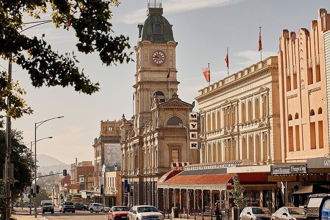 Ballarat Animals and Gold Rush Sovereign Hill Tour - Authenticity and Family Appeal