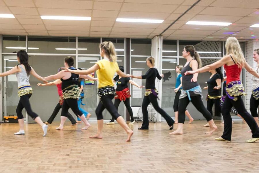 belly dancing course Marrakech - Learning the Dance