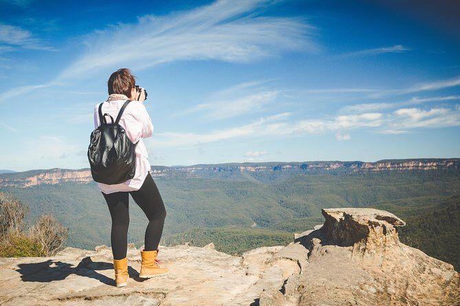 Blue Mountains Day Tour With Bushwalks, Waterfalls & Featherdale - Iconic Landmarks: The Three Sisters, Echo Point, and Wentworth Falls
