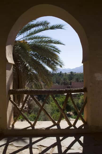 Boussemghoun Palace Guided Tour with Snacks - Visiting Boussemghoun Palace: A Walk Through Time