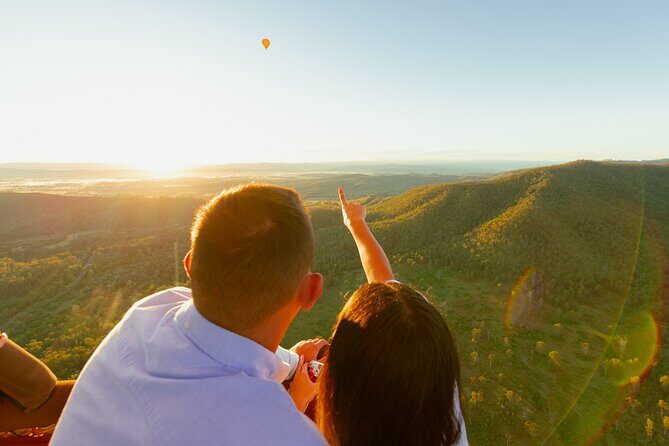 Cairns Hot Air Balloon Flight + Bad Fishy Jet Boating Cairns - Who Will Love This Tour?