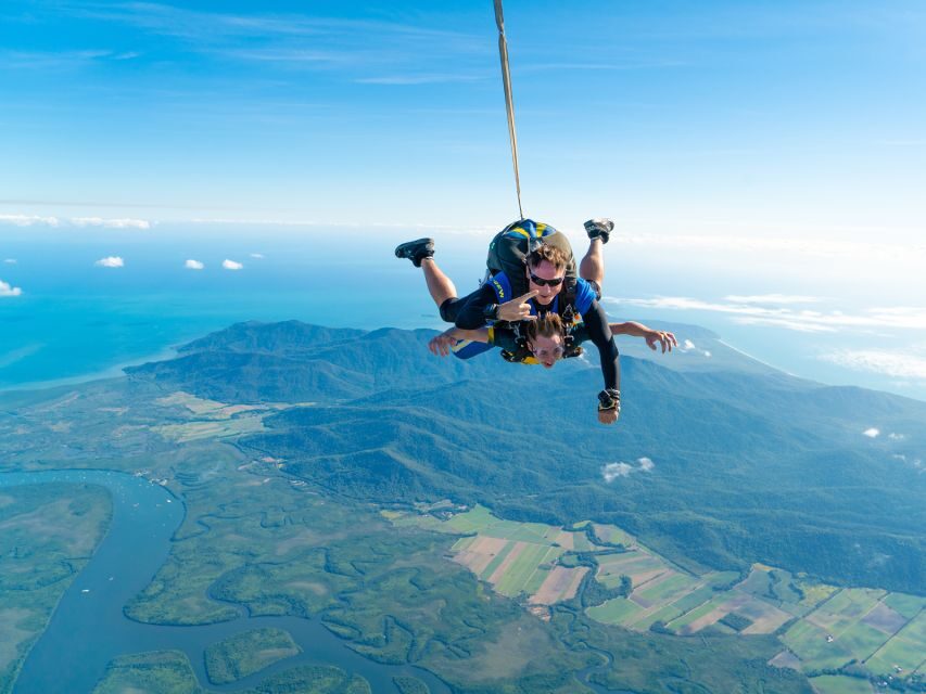 Cairns: Tandem Skydive Experience - What Makes This Tour Special?