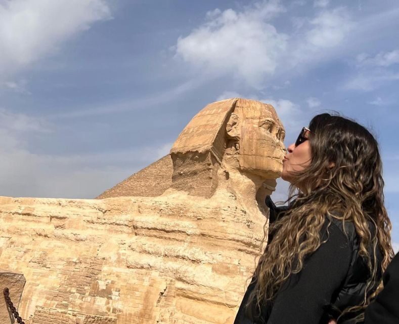 Cairo: Giza Pyramids and Islamic Cairo Guided Layover Tour - Transportation and Comfort
