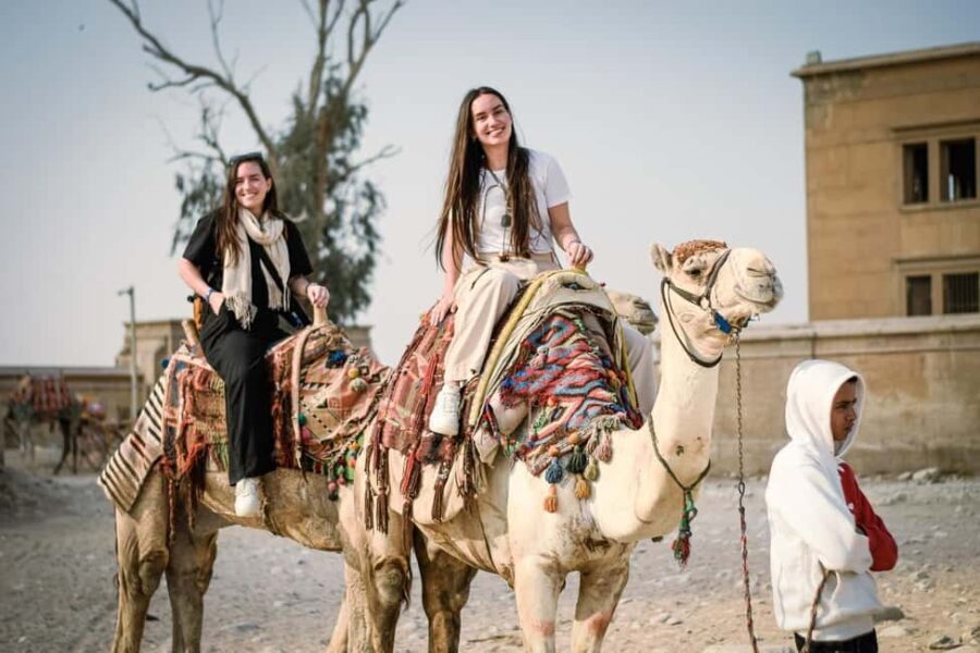 Cairo on a Budget: 4-Night Stay & Guided City Highlights - Day 1: Arrival, Orientation, and Local Flavors