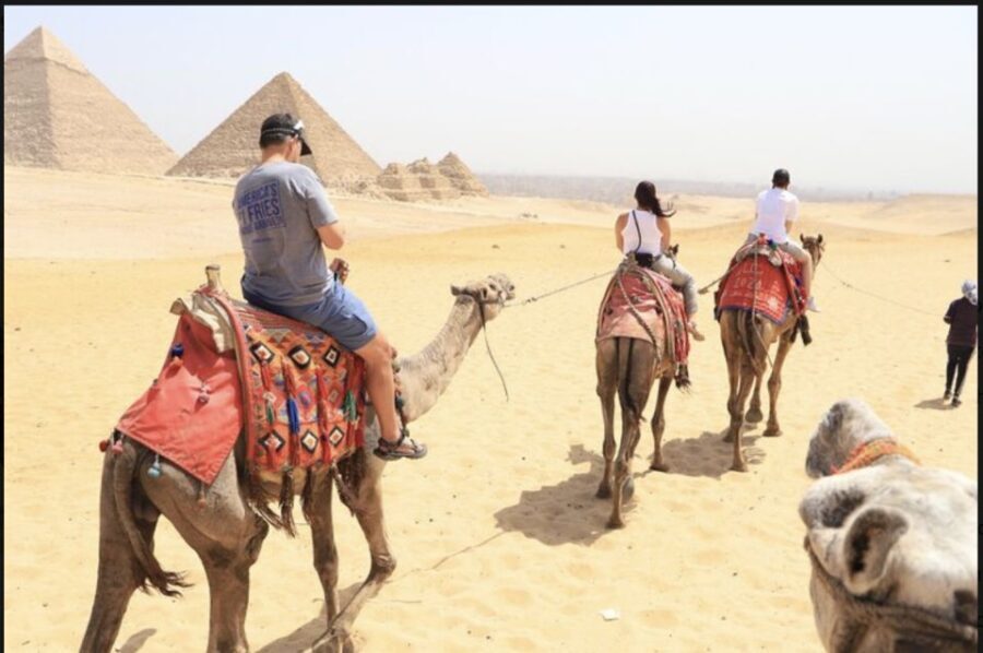 Cairo: Private Giza Pyramids, Egyptian Museum, & Bazaar Tour - What’s Included and What’s Not