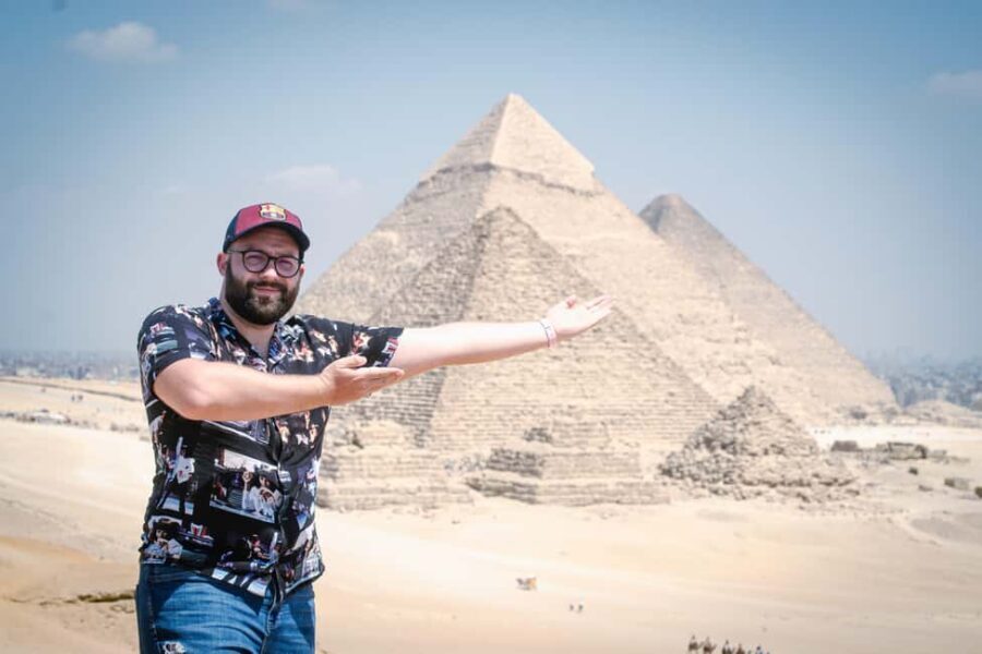 Cairo Private Tour: Egyptian Museum, Pyramids & Local Lunch - The Giza Plateau: Wonder and Awe