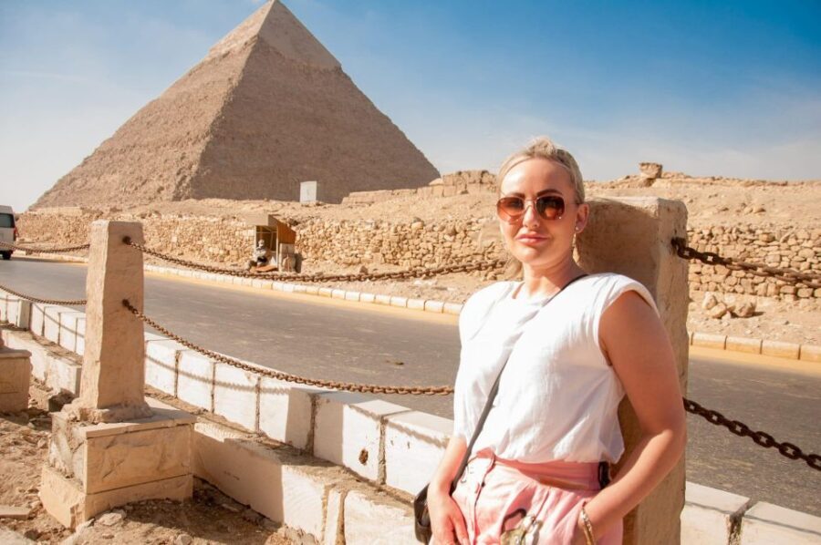 Cairo: Pyramids, Bazaar & Museum with Female Guide - Practical Details and Tips