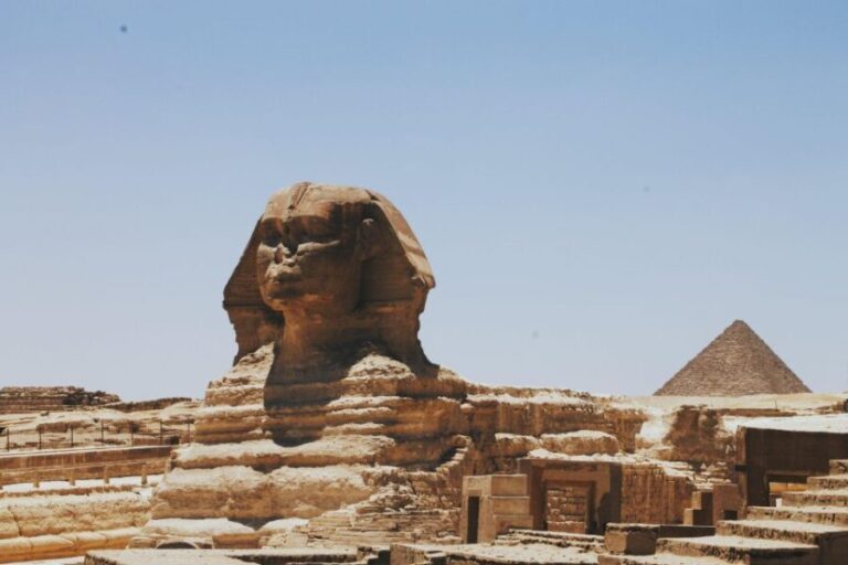 Cairo: Pyramids, Memphis, Sakkara & Dahshur Luxury Adventure - Exploring the Giza Pyramids and the Great Sphinx