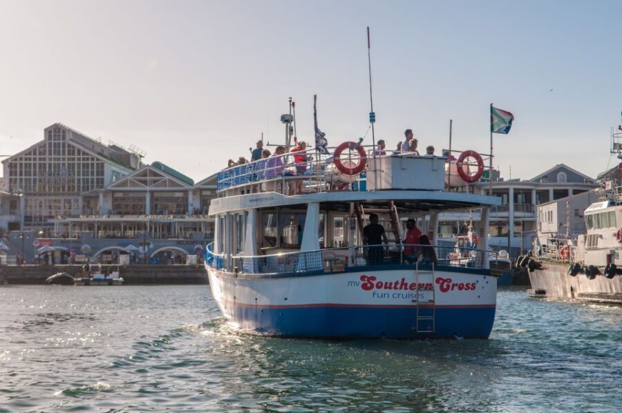 Cape Town: 30 Minute Harbour Boat Cruise with Seal Watching - Practical Details and Tips