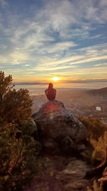 Cape Town: Lion's Head Sunrise with coffee or Sunset Hike - Who Should Consider This Tour?