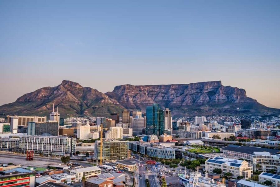 Cape Town: Private Full-Day City Tour of Top Attractions - Signal Hill: The Best Spot for Scenic Photos