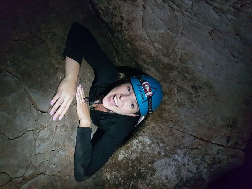Capricorn Caves: 120 Minute Capricorn Adventurer Tour - Why This Tour Works Well