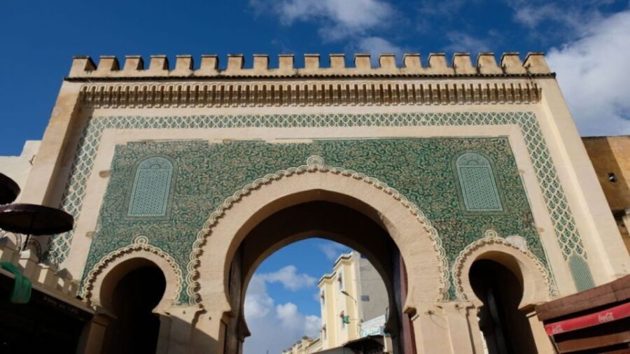 Casablanca to Fez: Scenic & Historical Day Trip with Lunch - Authenticity and Value