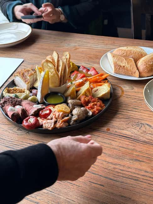 Chefs Private Martinborough wine tour with Gourmet Lunch - Why This Tour Offers Great Value