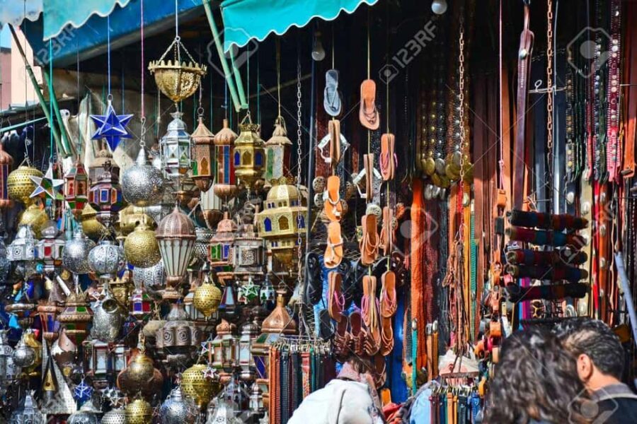 Come and discover Jamaa lafna square in the company of a local - FAQ