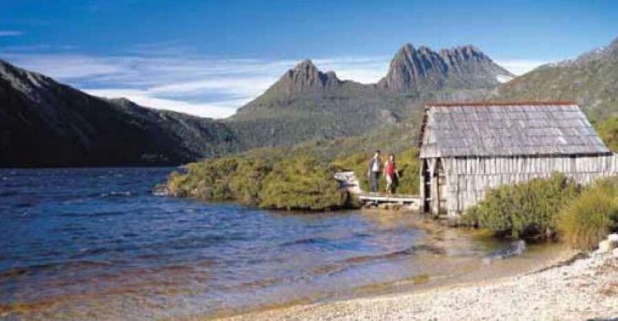 Cradle Mountain National Park by Coach from Launceston - A Complete Review of the Cradle Mountain Coach Tour