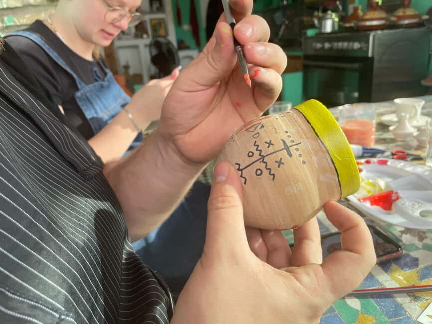 Creative Painting on Fes Pottery - Authenticity and Reviews