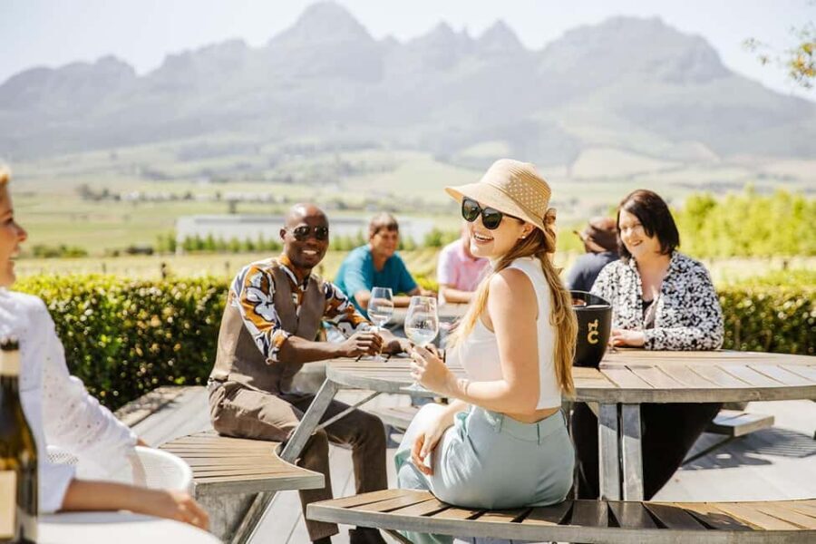 CUSTOMISED PRIVATE WINE TOUR WITH LUNCH - CAPE TOWN - The Lunch Break: Gourmet Options
