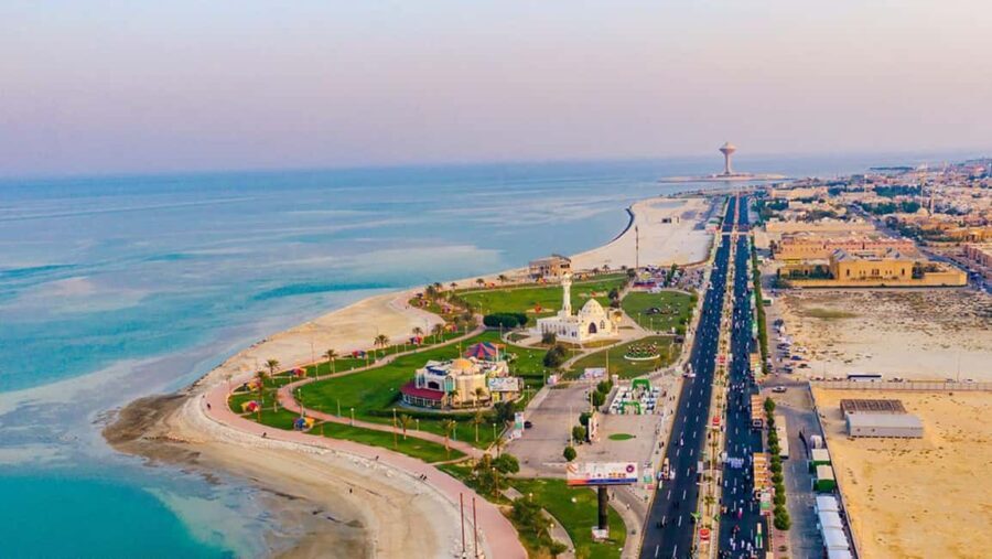 Dammam: Full-Day Tour with King Fahd Park and Corniche - Who Should Consider This Tour?