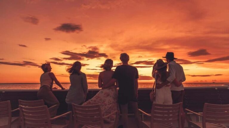 Darwin: Darwin Harbor Sunset Cruise with Buffet Dinner - The Value and Who Will Love This Tour