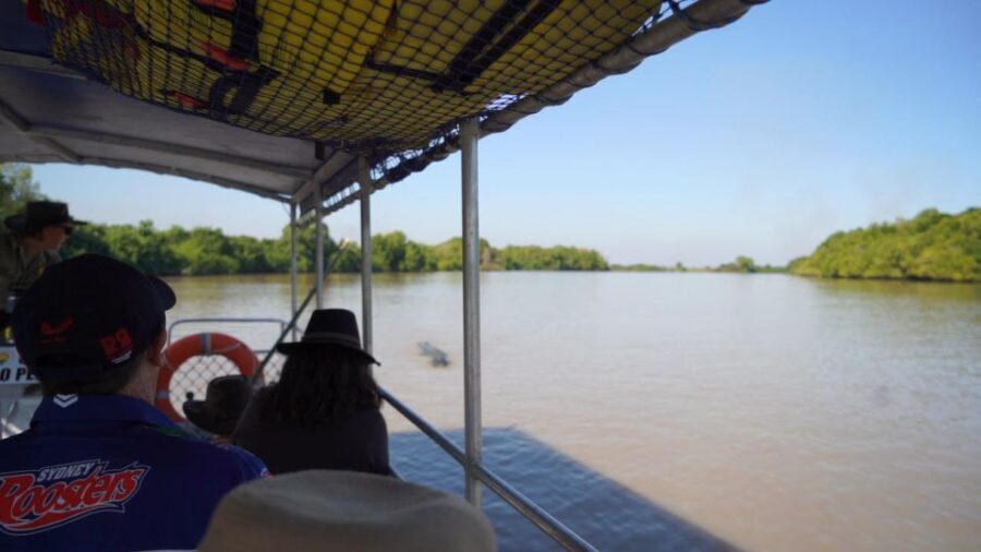 Darwin: The Croc Bus to the Famous Jumping Crocodile Cruise - A Deep Dive into the Experience