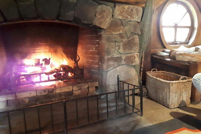 Day Tour Hobbiton + Rotorua from Auckland in Luxury Minibus - The Reality from Reviews: What You Should Know