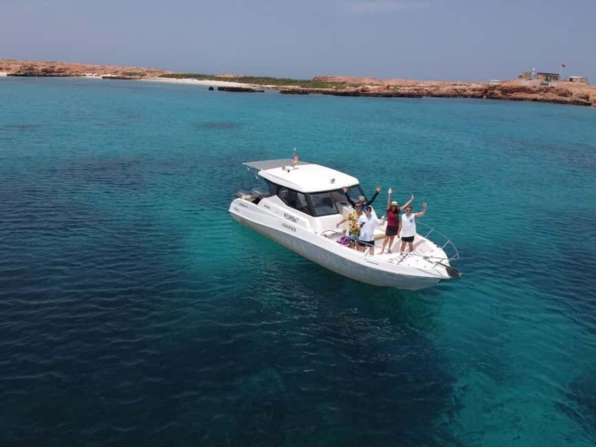 Daymaniyat islands: Visiting and snorkeling in Daymaniyat... - The Marine Experience: What Youll See and Feel