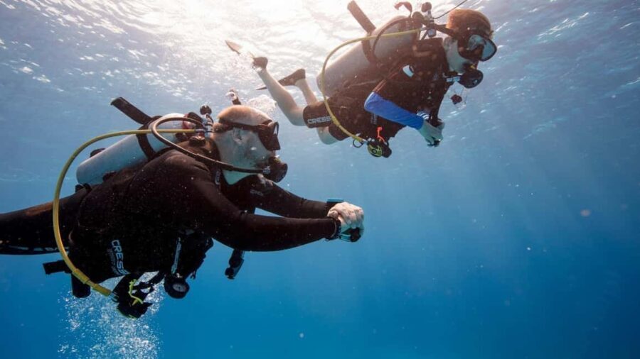 DISCOVER SCUBA DIVING IN LEMORNE with EasydiveMauritius - The Sea Dive Experience
