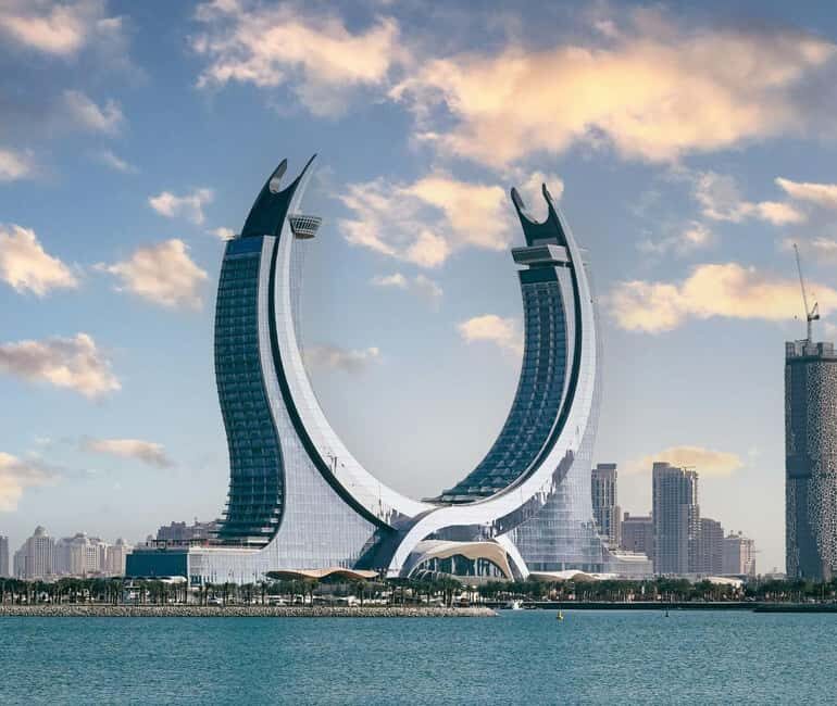 Doha: Guided Tour From Souks to Skyscrapers - The Practical Side: What to Expect
