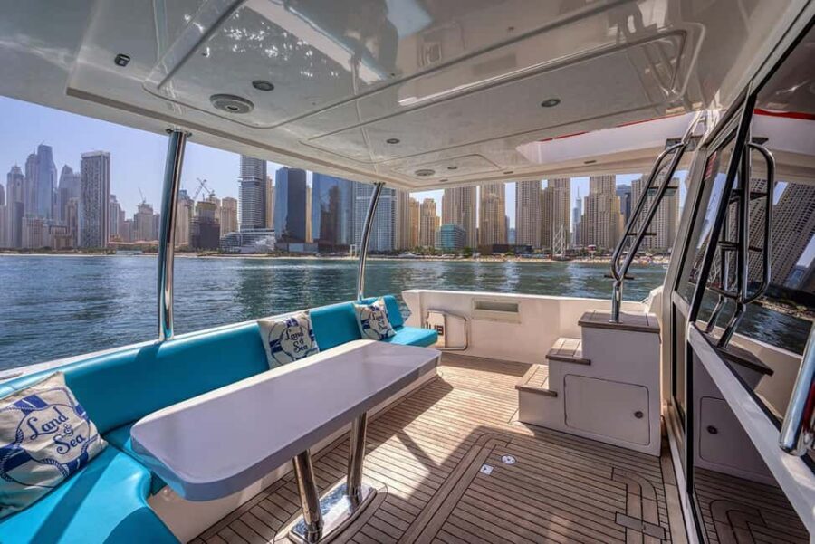 Dubai: 2-Hour Private Yacht Cruise around Burj Al-Arab - An In-Depth Look at the Dubai Yacht Experience