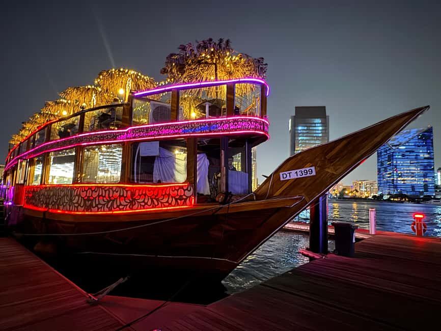 Dubai: Al Seef Creek Soirée Dhow Dinner & Live Entertainment - Scenic Views of Dubai’s Landmarks