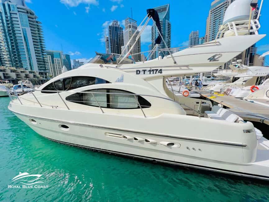 Dubai: Azimut 42 Feet Private Luxury Yacht Cruise - What to Expect on Your Dubai Yacht Trip