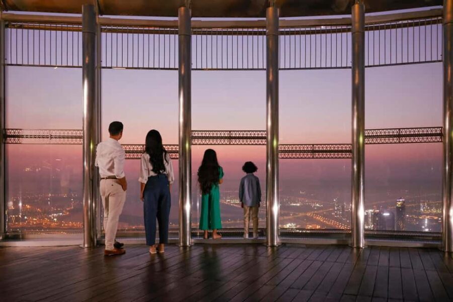 Dubai: Burj Khalifa Levels 124 & 125 Entry Ticket + Options - Crowd Levels and Timing