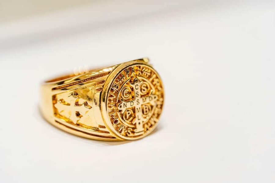 Dubai: Gold Souk VIP Shopping Tour with Private Car - Authentic Insights from Reviews