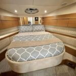 Dubai: Palm Jumeirah Yacht Tour with Refreshments - Who Will Love This Experience?