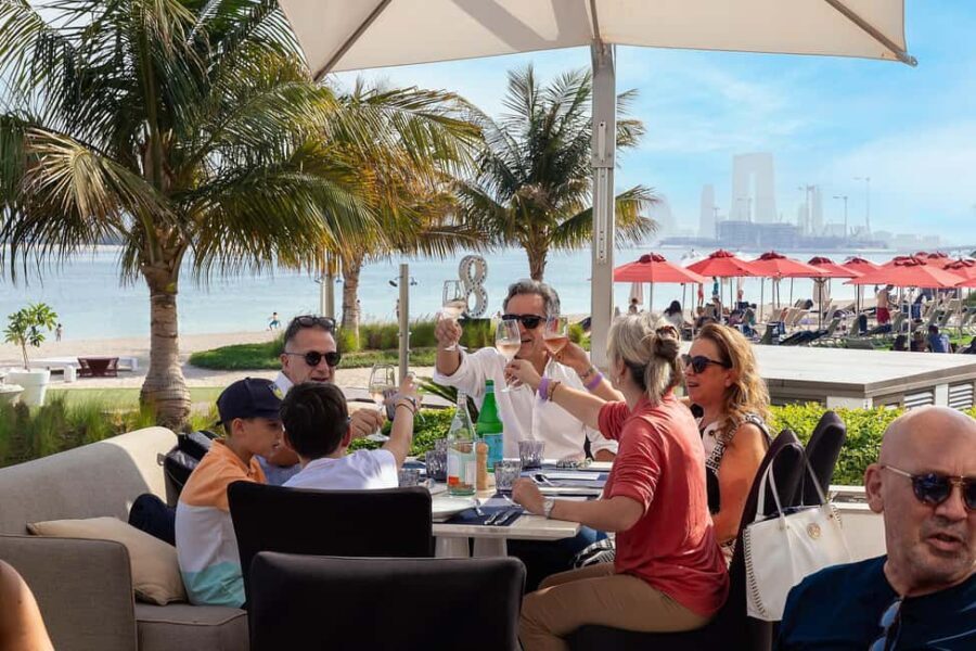 Dubai Palm Lunch & Beach Day with Views - Who Is This Tour Best For?