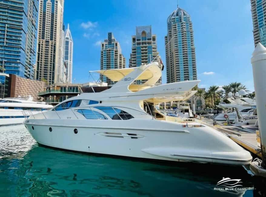 Dubai: Private Yacht Tour - Key Points