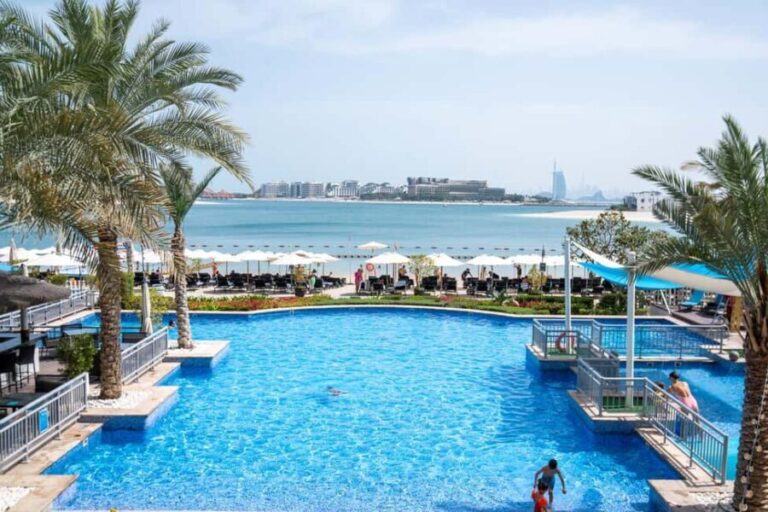 Dubai: Riva Beach Club Pool and Beach Day Pass - The Experience: What to Expect