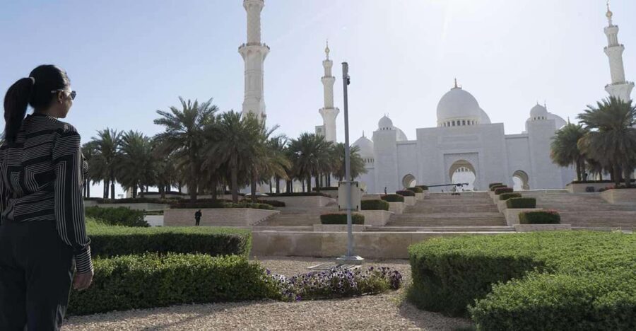 Dubai: Sheikh Zayed Mosque & SeaWorld Entry w/ Transfer - The Convenience of Hotel Transfers